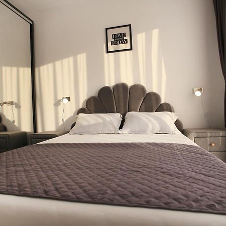 Apartament Prima Nufarul Ralu Oradea Eksteriør billede