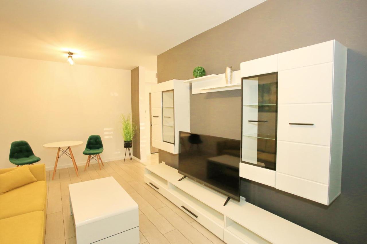 Apartament Prima Nufarul Ralu Oradea Eksteriør billede